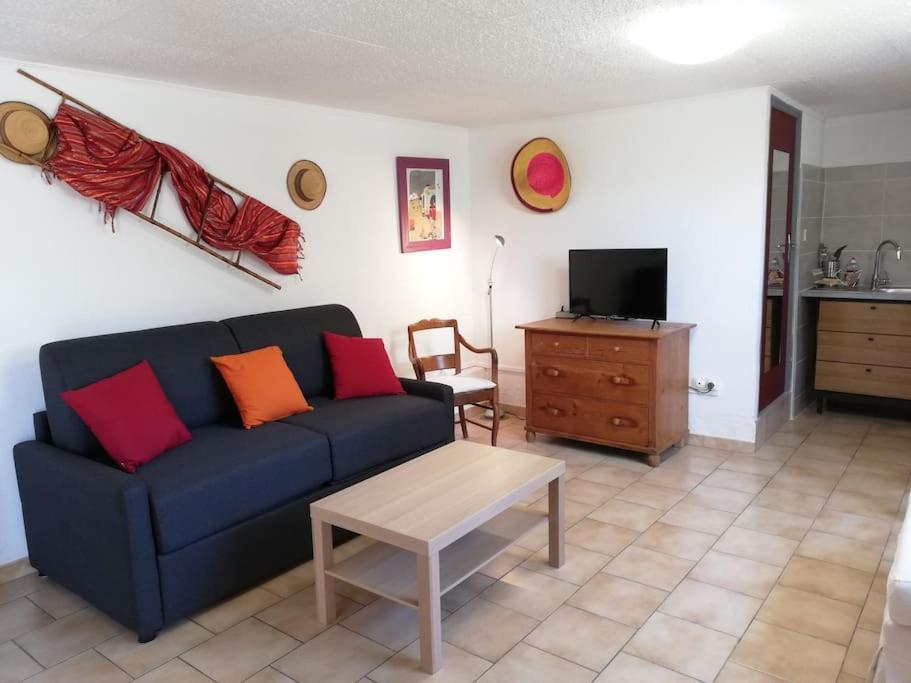Studio 28M2 Climatise,Wifi, Proche Des Calanques,Plages ลาซิโอตาต์ ภายนอก รูปภาพ